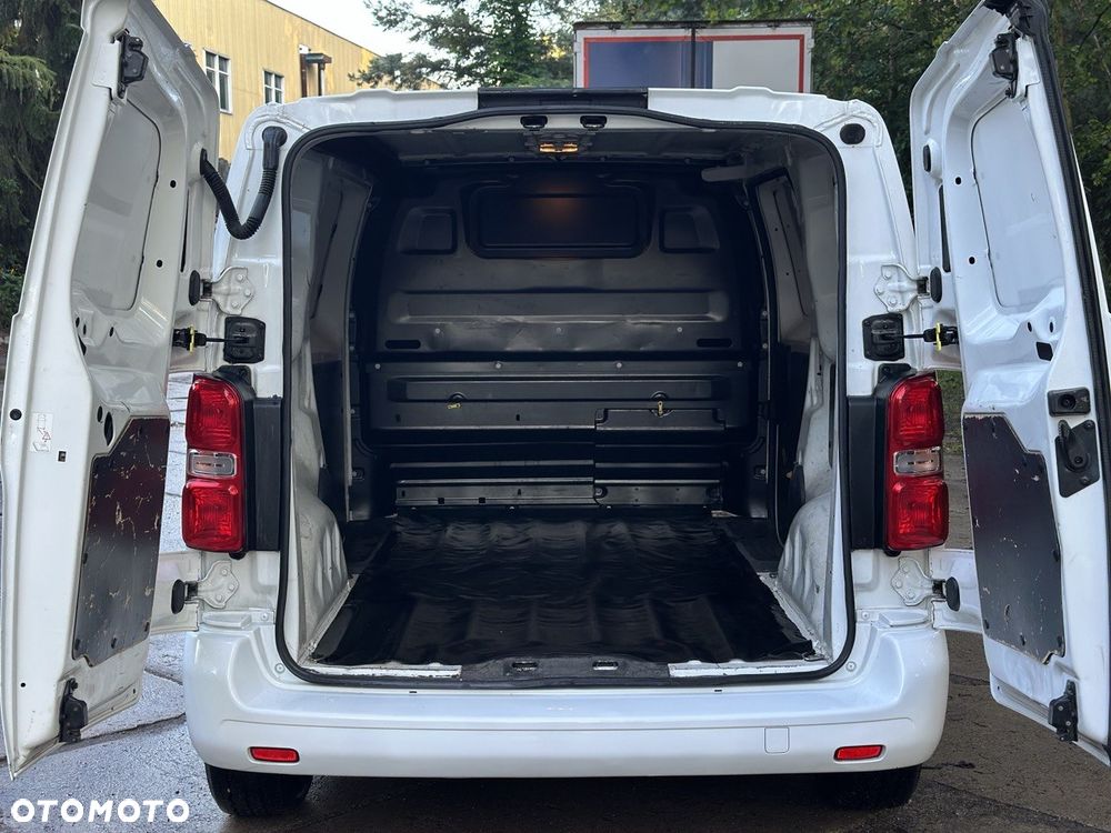 Opel Vivaro - 8