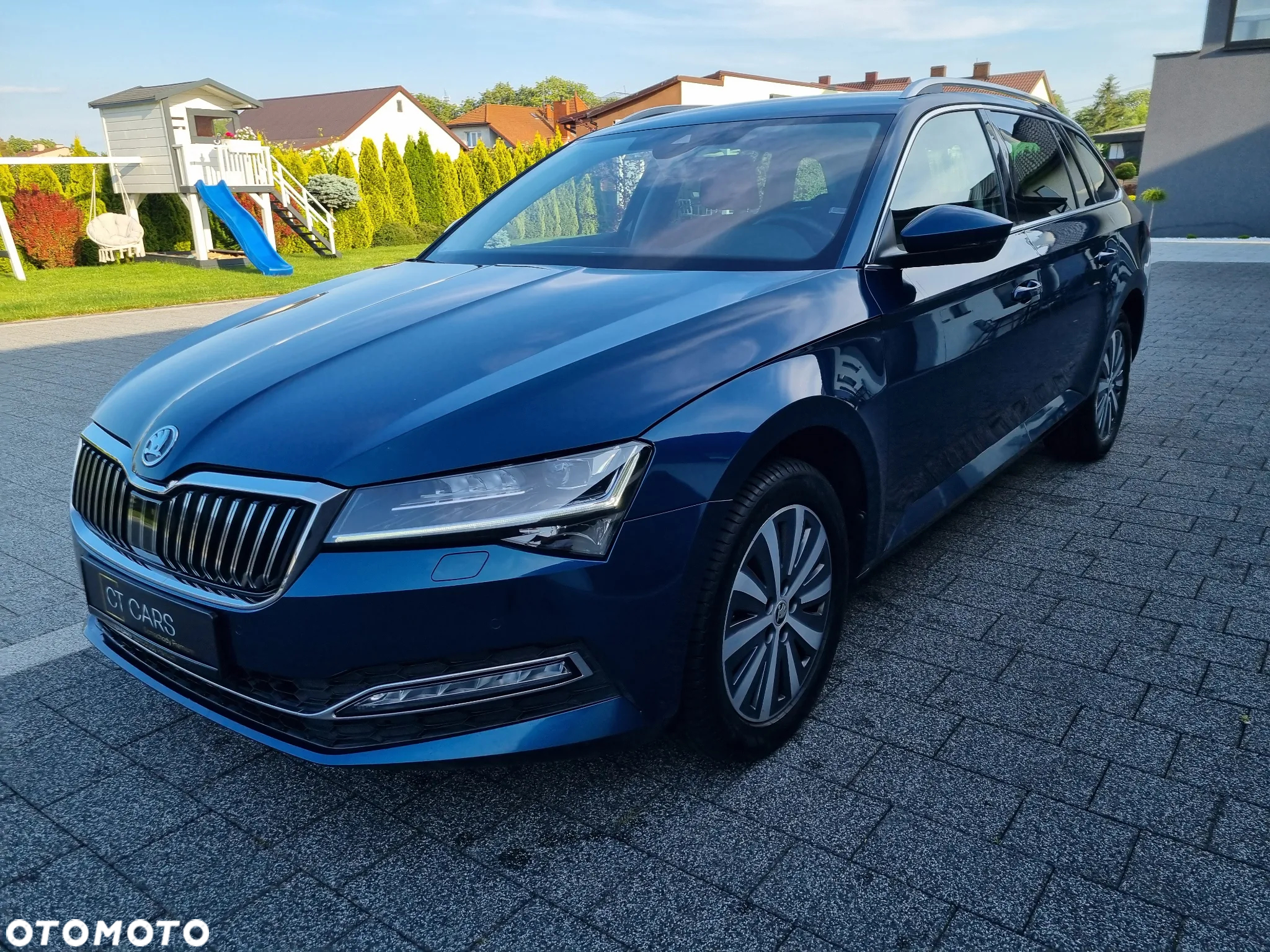 Skoda Superb 2.0 TDI SCR Style DSG - 4