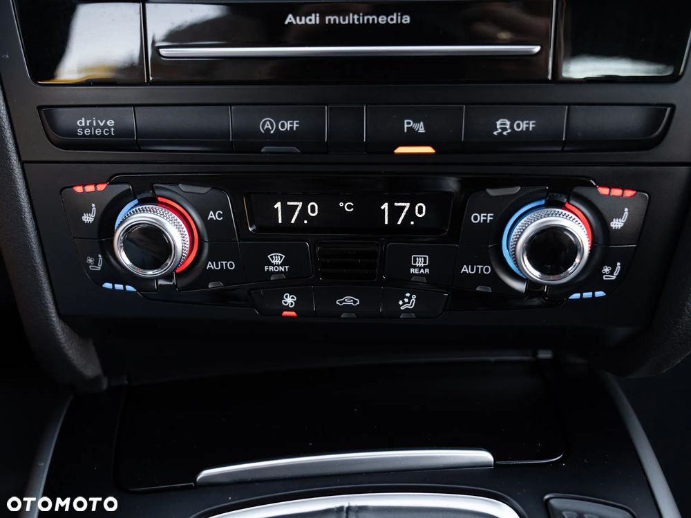 Audi A4 Avant 2.0 TDI DPF quattro S line Sportpaket - 28