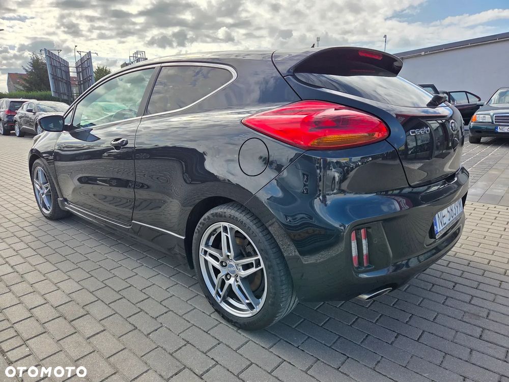 Kia ProCeed 1.6 CRDi 136 ISG GT Line - 4