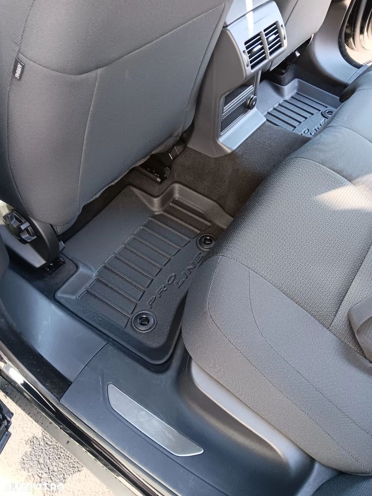 Jaguar F-Pace 20d RWD Pure - 11