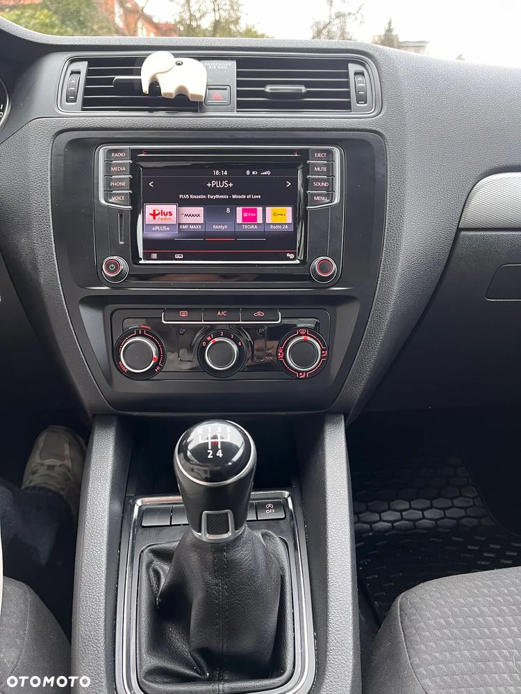 Volkswagen Jetta 2.0 TDI DPF BMT Comfortline - 22