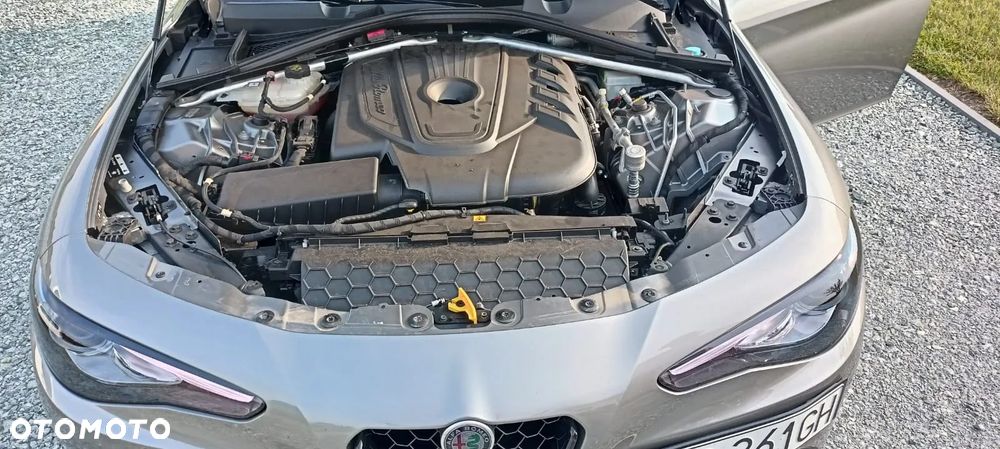 Alfa Romeo Giulia 2.2 D Turbo - 15