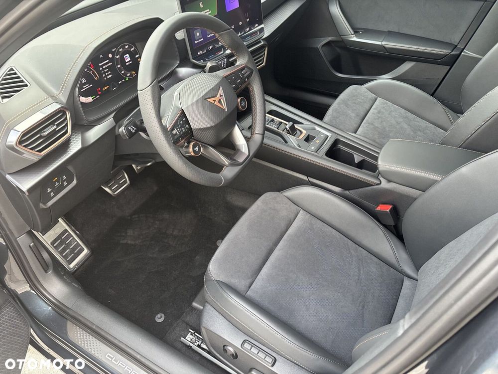 Cupra Leon 1.5 eTSI mHEV DSG - 10