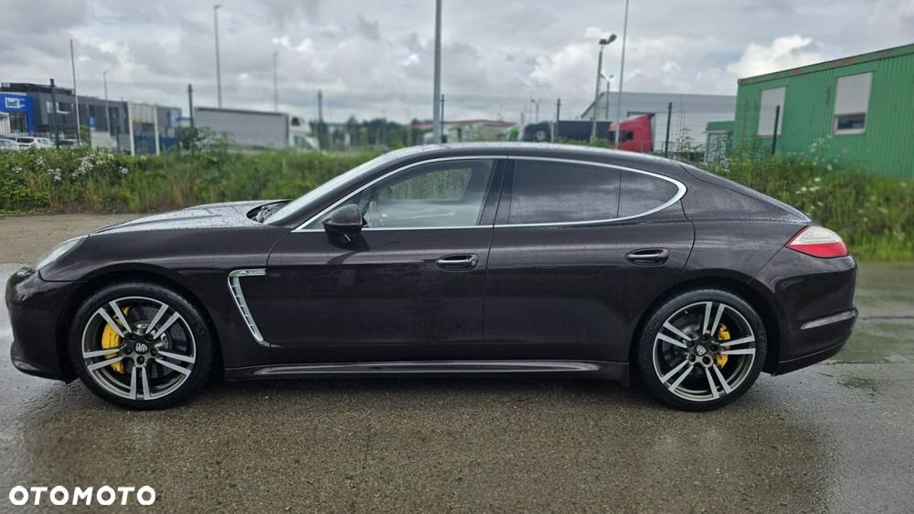 Porsche Panamera - 3