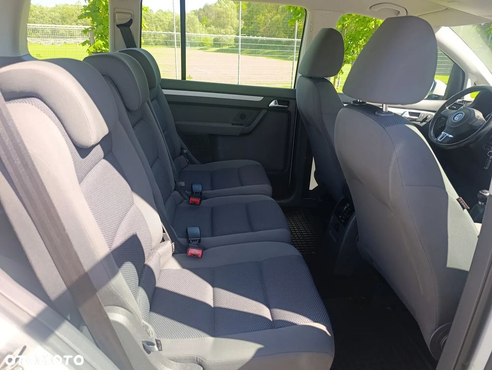 Volkswagen Touran 1.6 TDI DPF BlueMotion Technology Life - 17