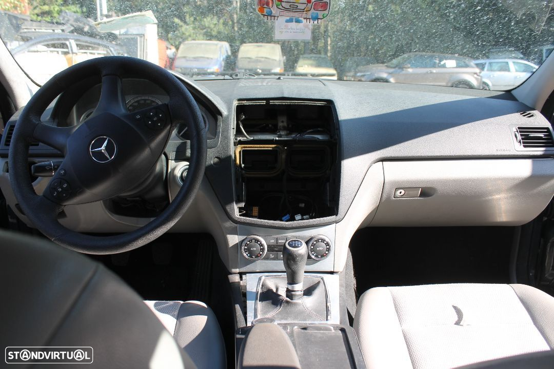Mercedes C220 de 2007 - 8