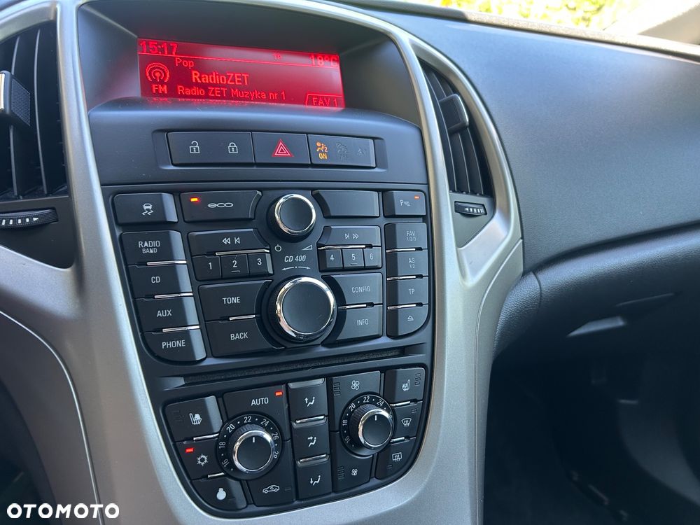Opel Astra 1.4 Turbo 150 Jahre - 12