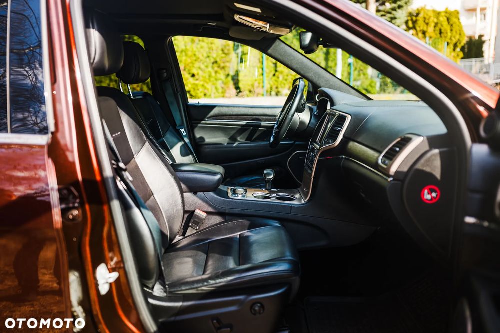 Jeep Grand Cherokee 3.0 CRD Overland Summit - 12