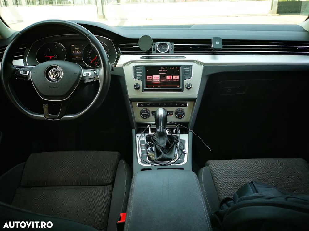 Volkswagen Passat 2.0 TDI DSG Comfortline - 14