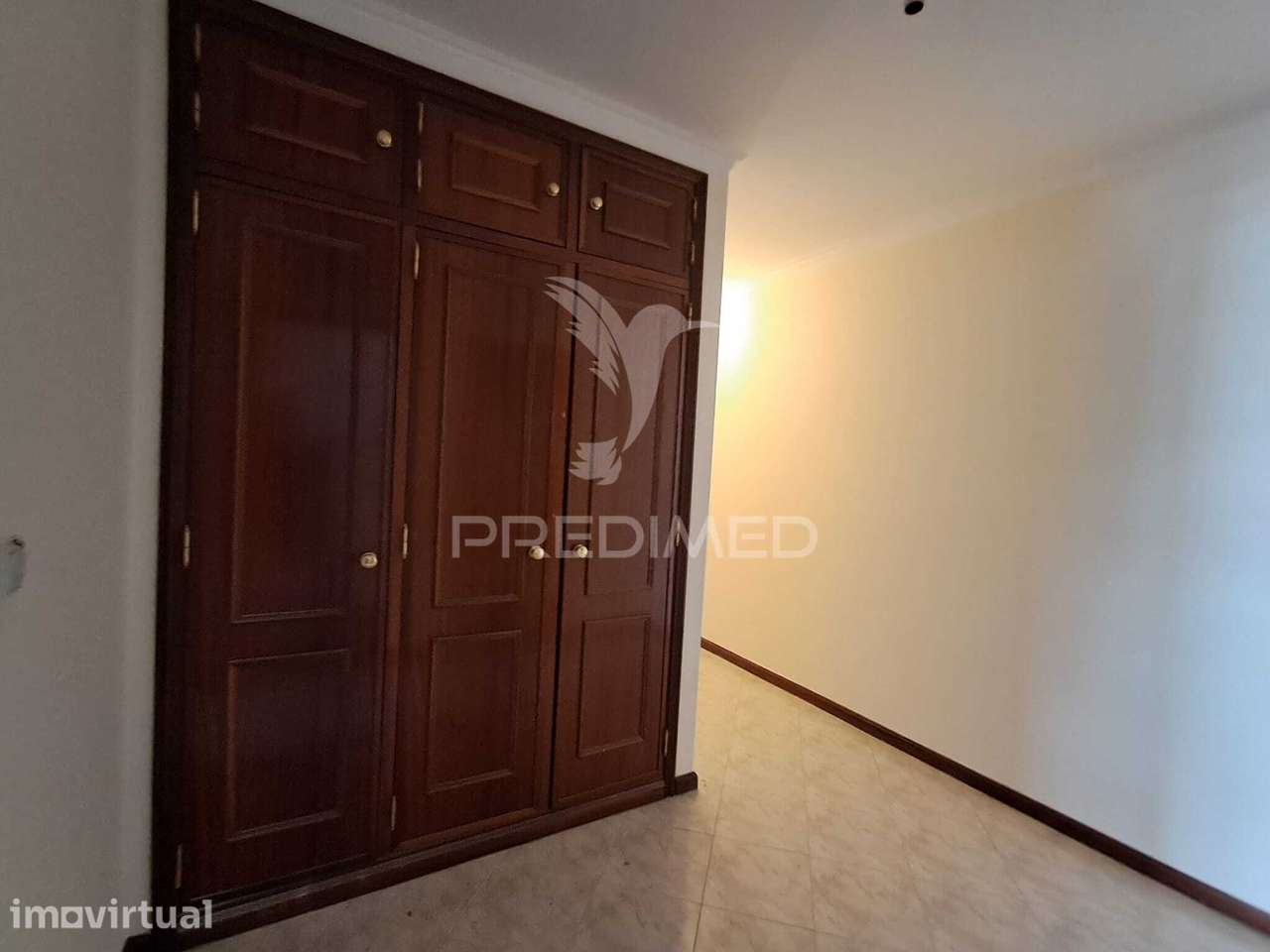 Excelente apartamento T2 com parqueamento em Algueirão. - Grande imagem: 2/30
