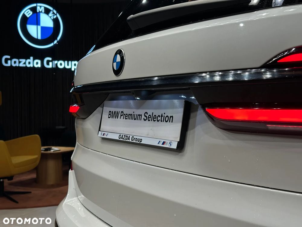 BMW X7 - 10