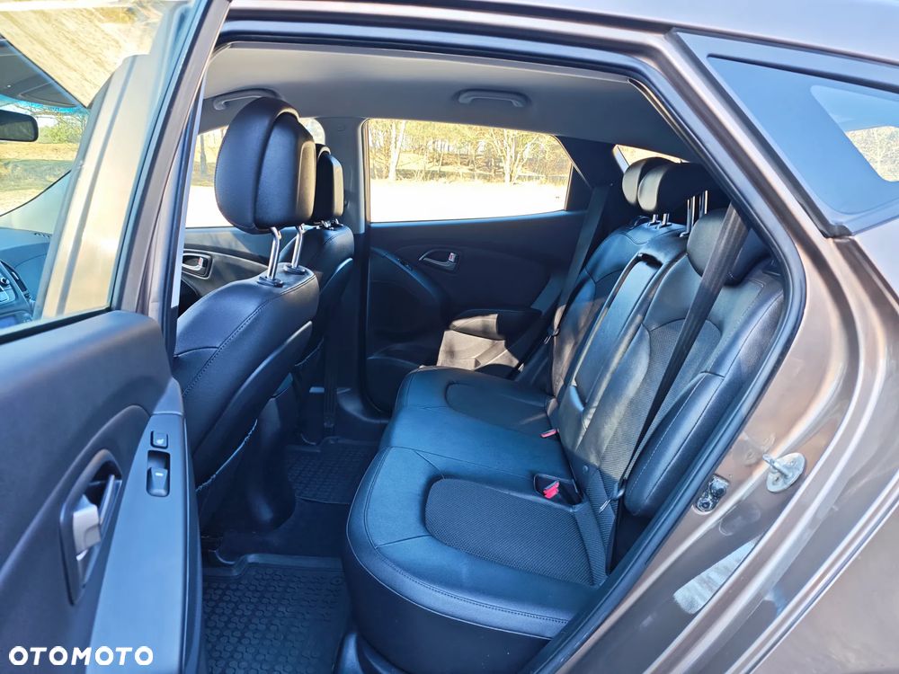 Hyundai ix35 1.7 CRDi 2WD blue Style - 27