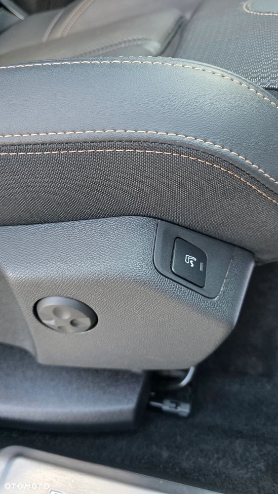 Peugeot 3008 1.5 BlueHDi GT Pack S&S EAT8 - 19