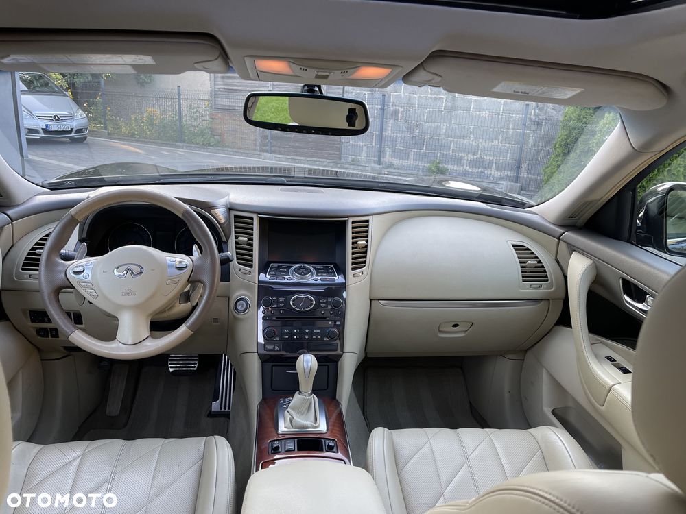 Infiniti FX FX35 - 14