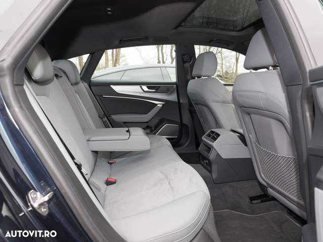Audi A7 - 8
