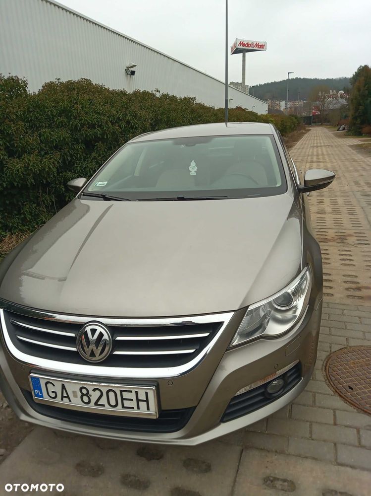 Volkswagen Passat CC - 1
