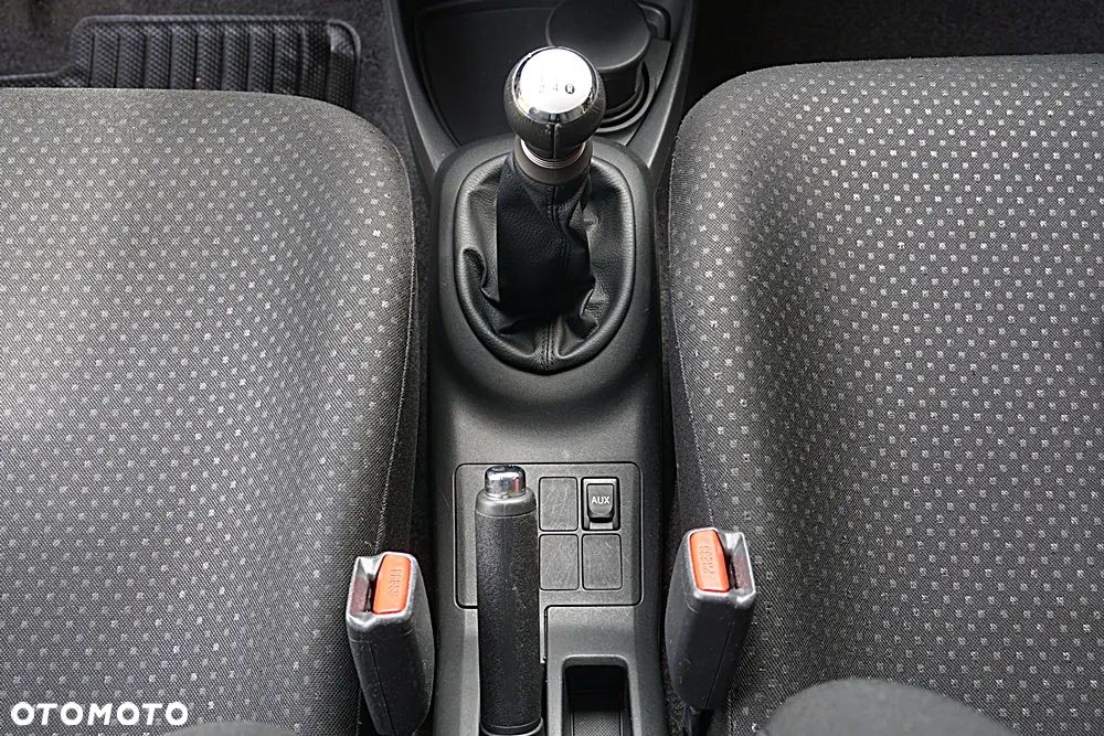 Toyota Yaris - 35