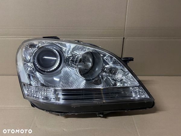 LAMPA PRAWA MERCEDES ML 164 w164 XENON SKRĘTNY DYNAMIC KOMPLETNA