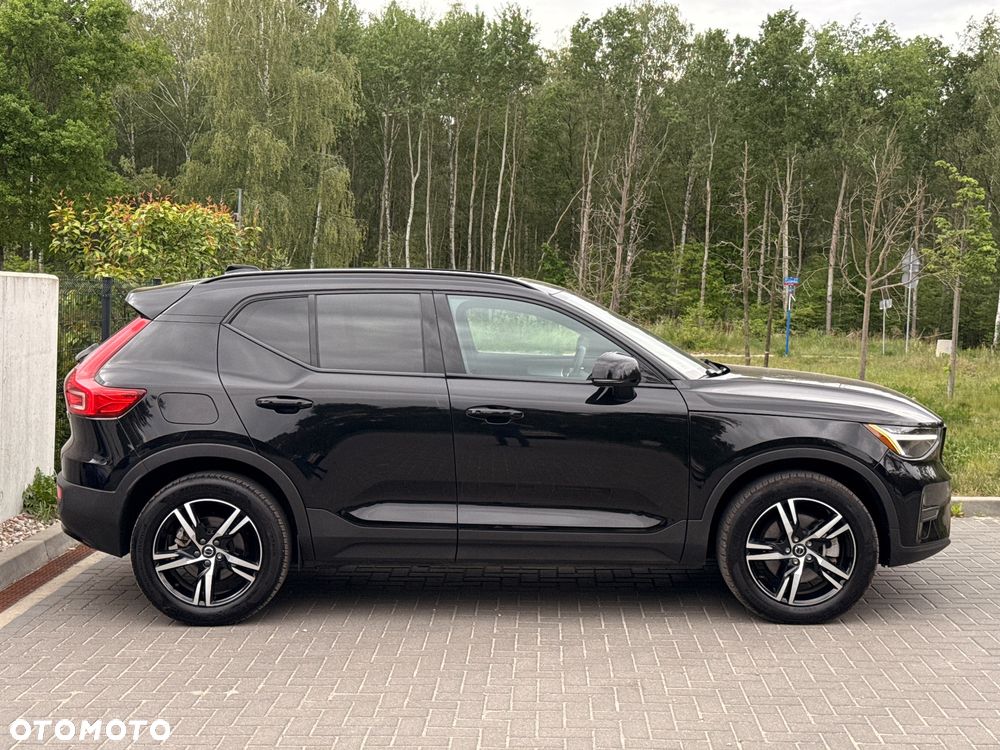 Volvo XC 40 B5 B AWD Momentum Pro - 8