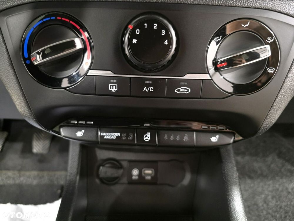 Hyundai i20 1.2 Passion - 19