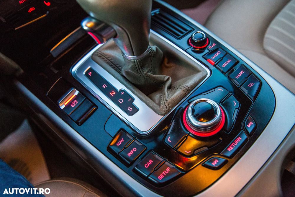 Audi A4 2.0 TDI Multitronic - 31