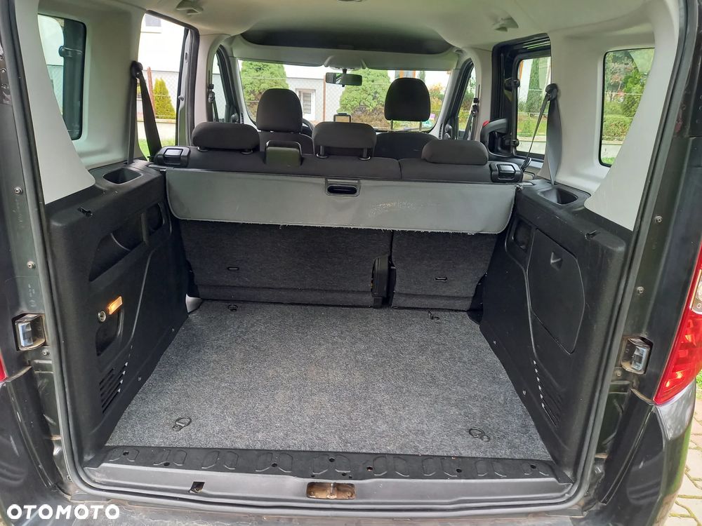 Fiat Doblo 1.4 16V Dynamic - 29