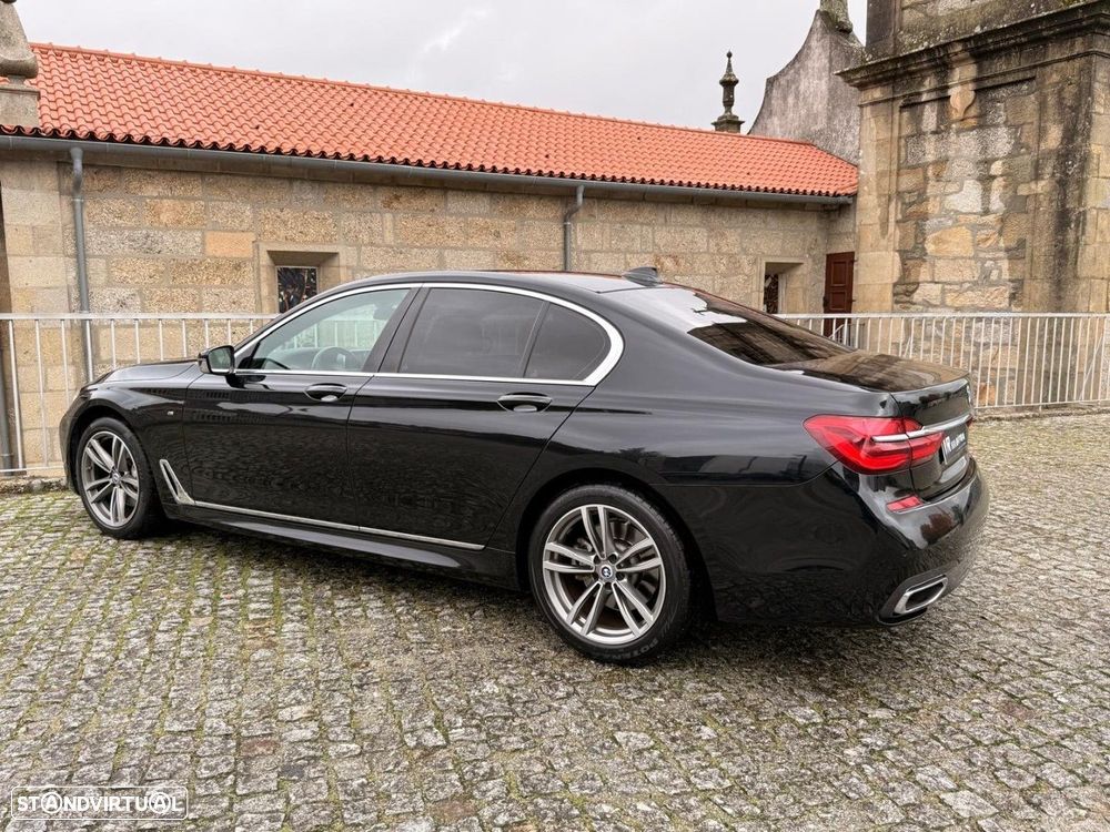 BMW 730 d Pack M Auto - 29