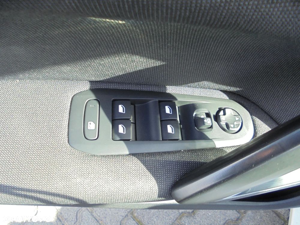Peugeot 308 BlueHDi 130 Allure Pack - 8