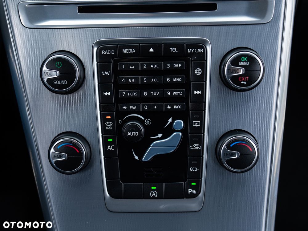 Volvo XC 60 D3 Geartronic Kinetic - 34