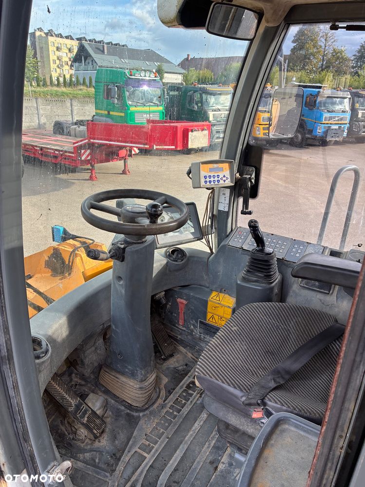 Liebherr L550 - 13