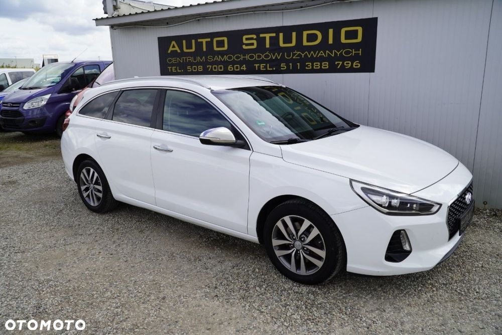 Hyundai i30 1.0 T-GDI Intro Edition - 39