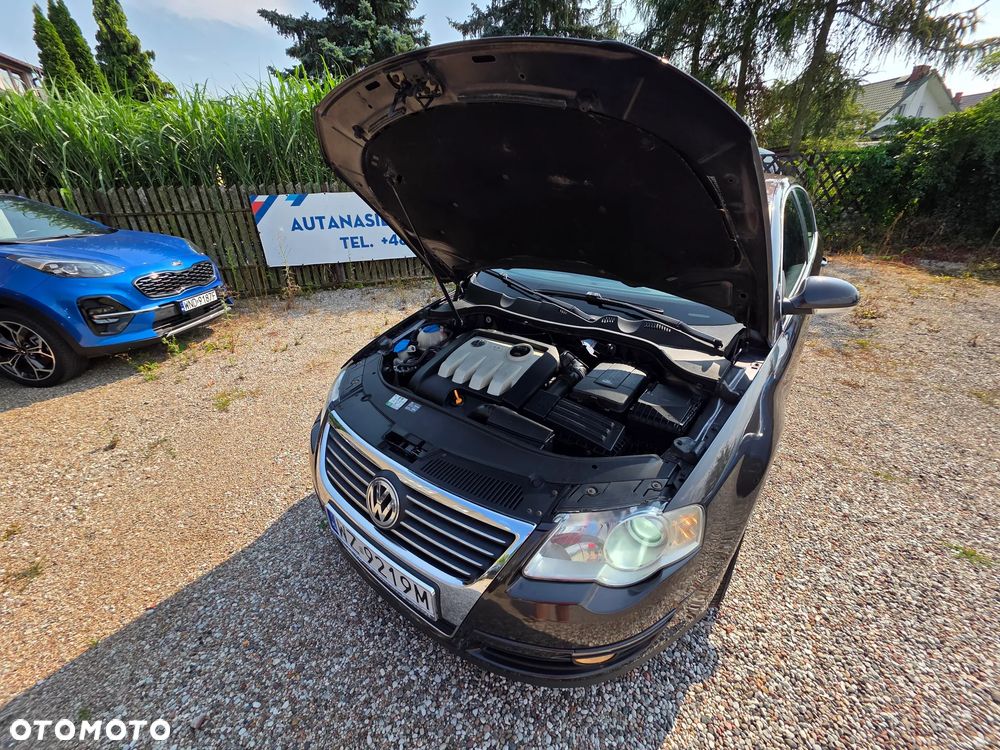 Volkswagen Passat 1.9 TDI Trendline - 11
