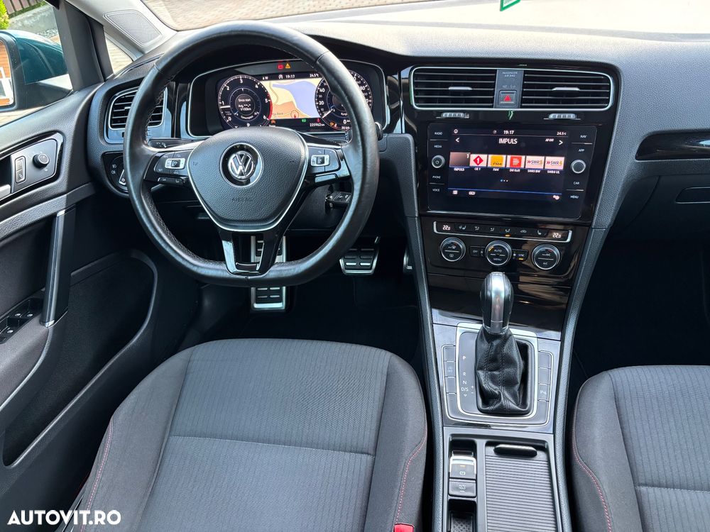 Volkswagen Golf 1.6 TDI DSG Sound - 21