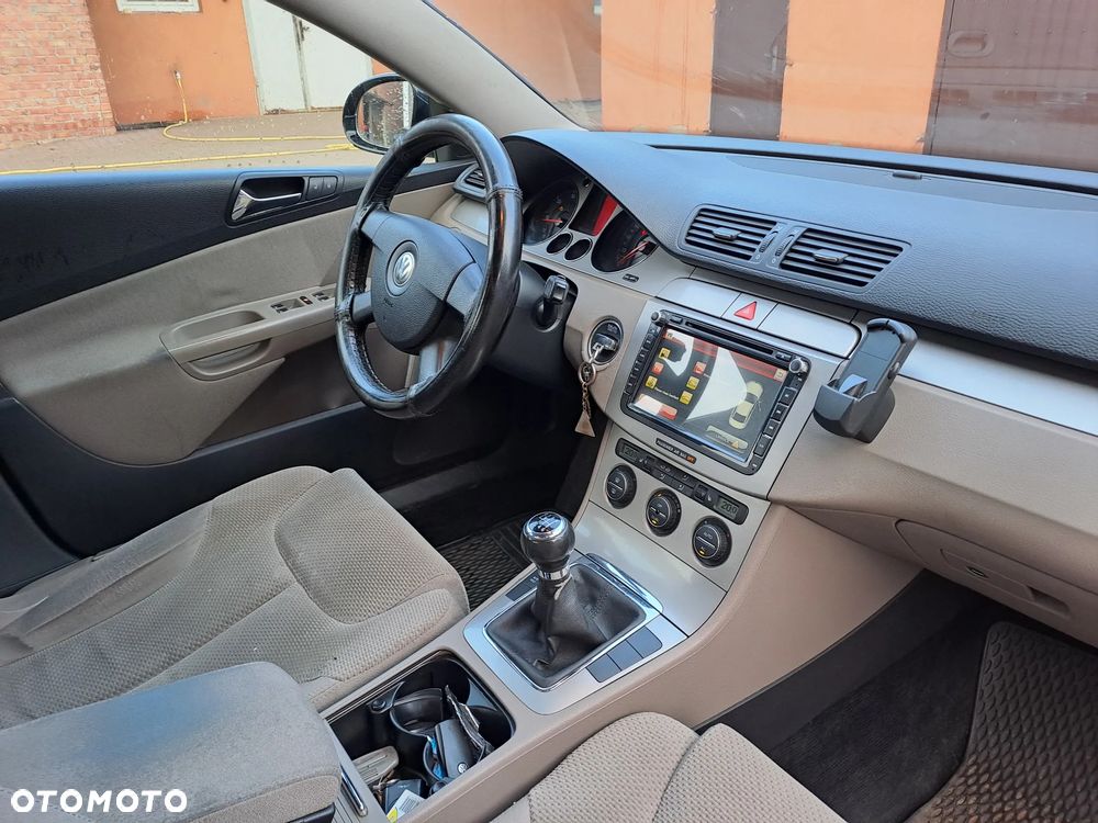 Volkswagen Passat 2.0 TDI Highline - 1