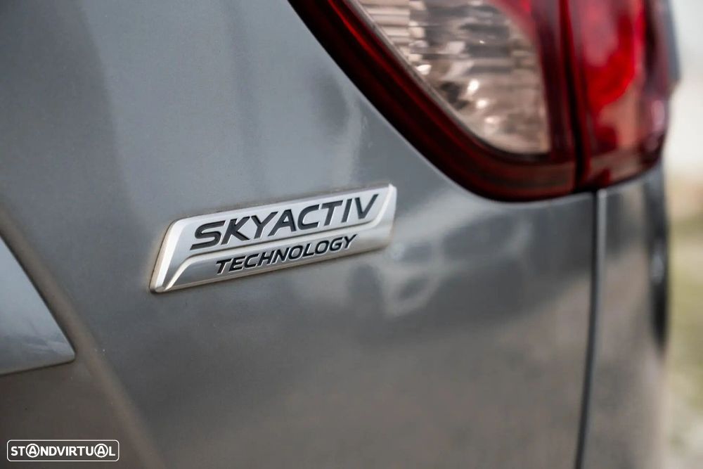 Mazda CX-5 2.2 D Essence - 12