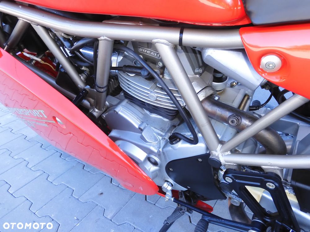 Ducati 750 - 36