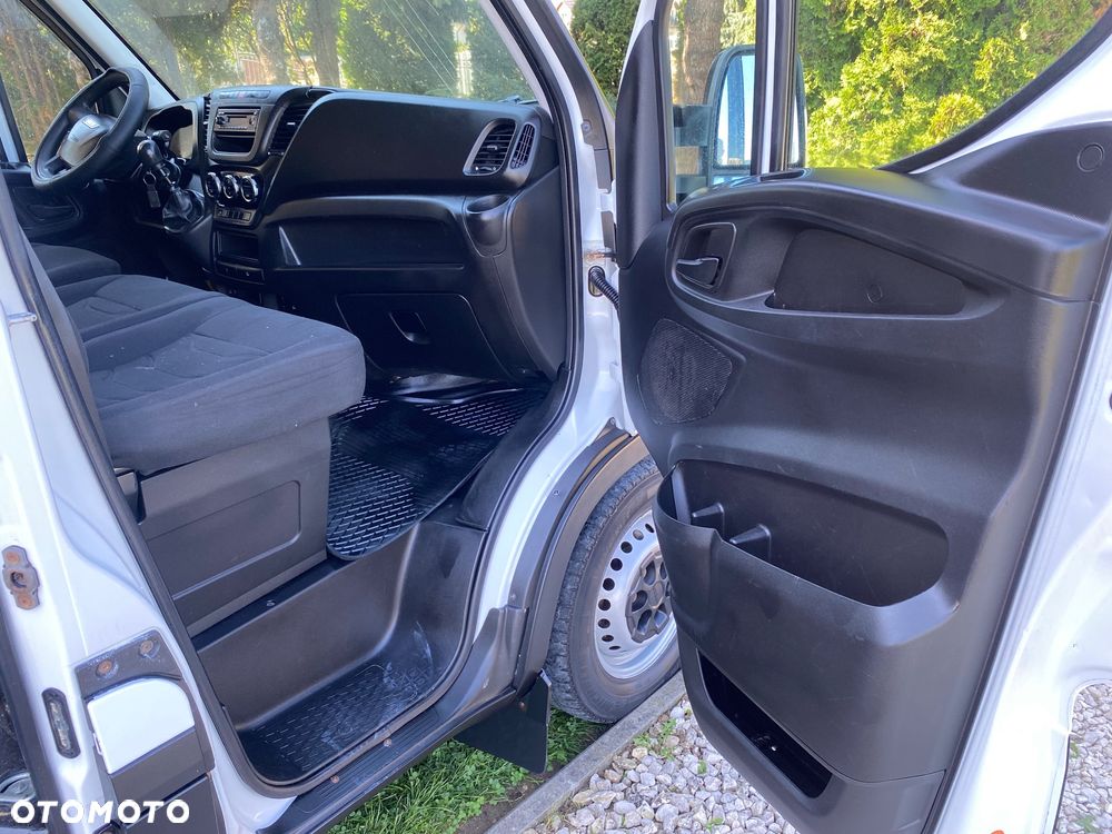 Iveco DAILY 3.0 MAX długi, salon Polska, bezwypadkowy - 19
