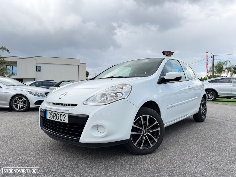 Renault Clio - 2