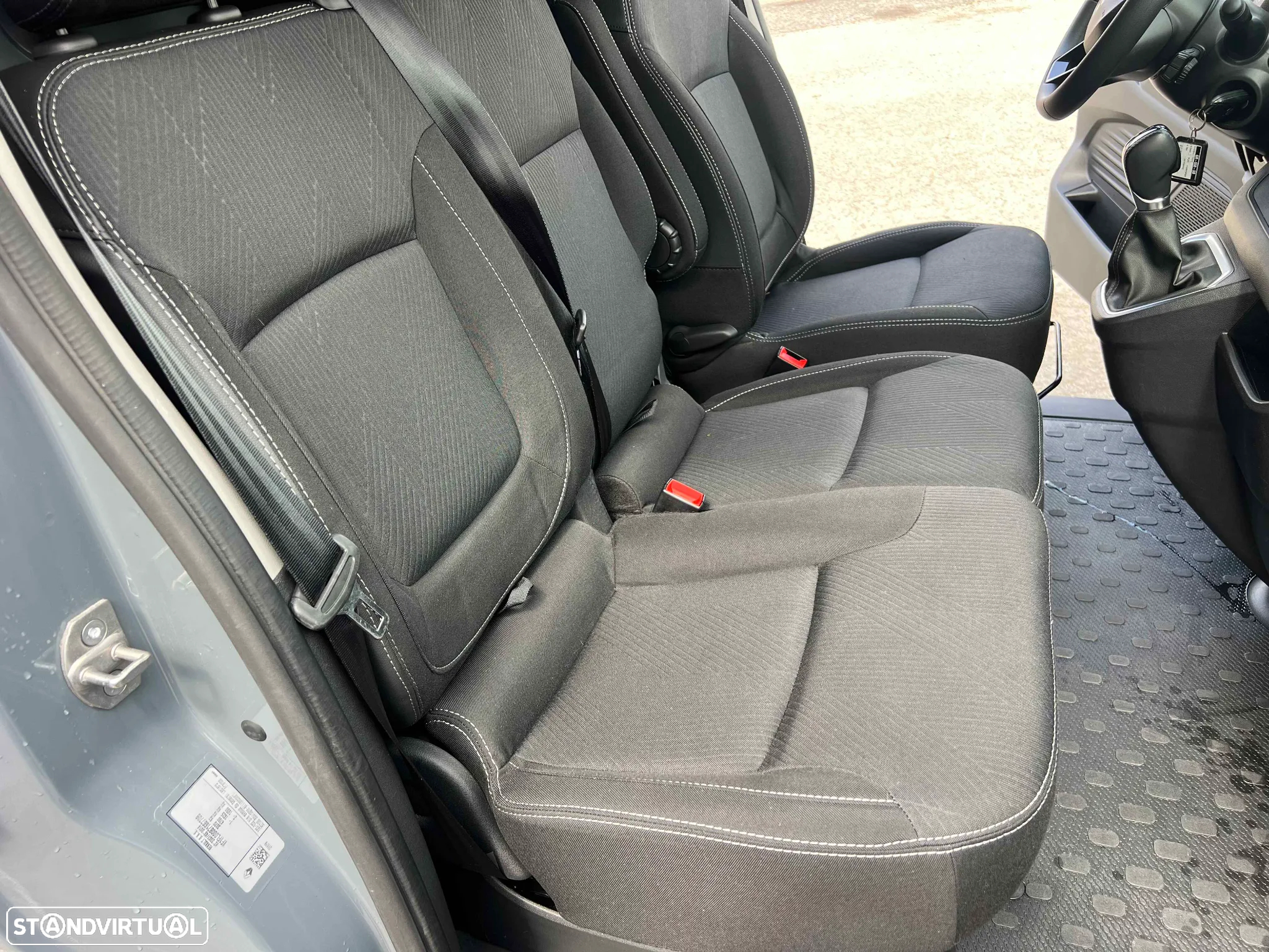 Renault Trafic AUT.2.0Dci Longa L2H1 150cv GranConfort GPS - 24