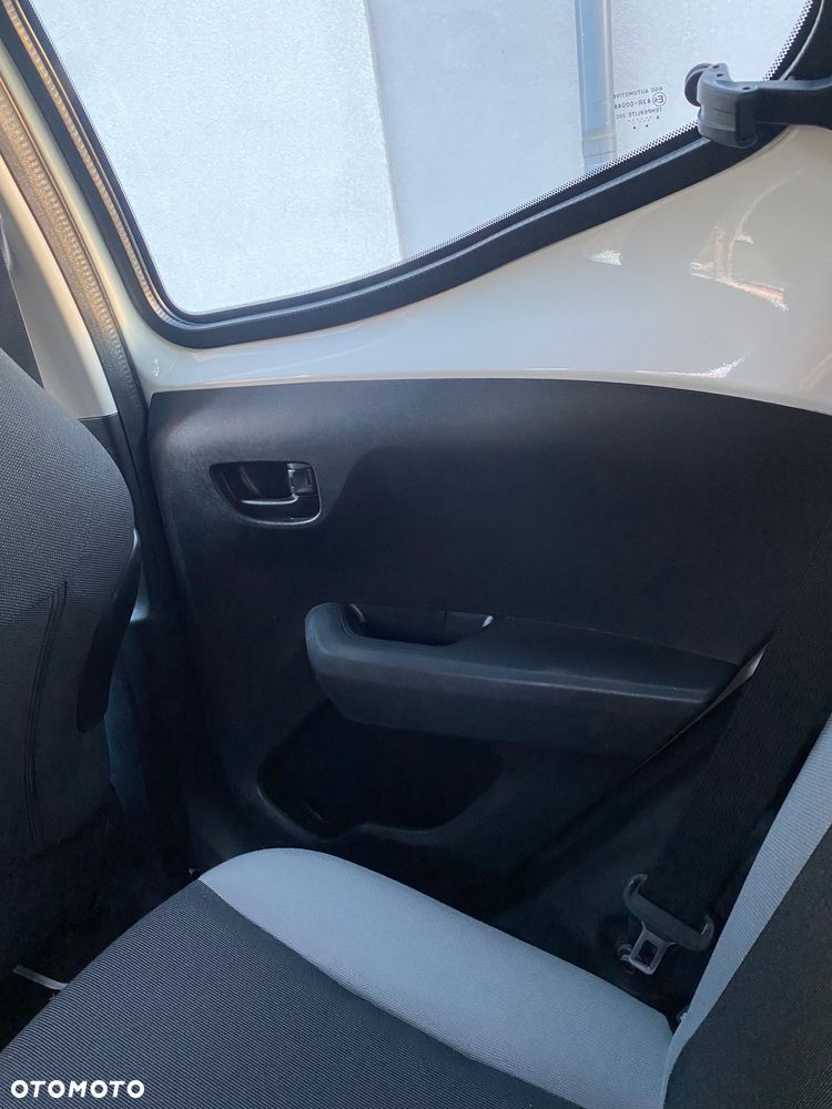 Toyota Aygo - 14