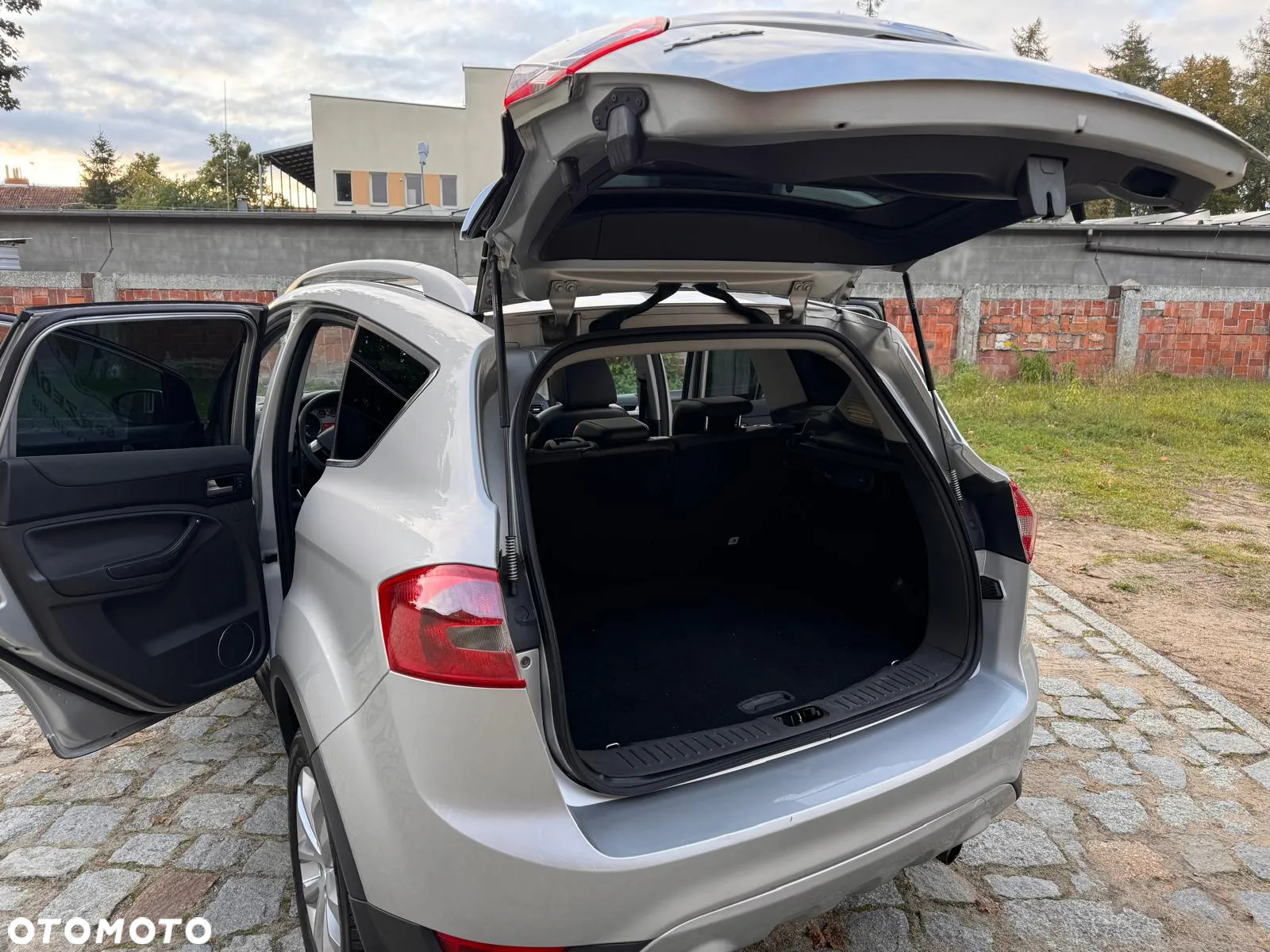 Ford Kuga 2.0 TDCi Titanium - 21