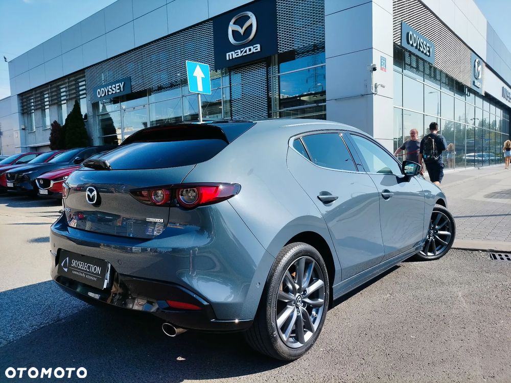 Mazda 3 2.0 mHEV Hikari - 4