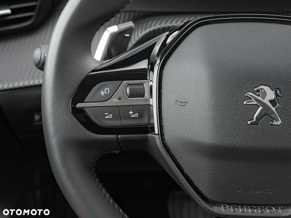 Peugeot 208 1.2 PureTech Allure Pack S&S EAT8 - 17