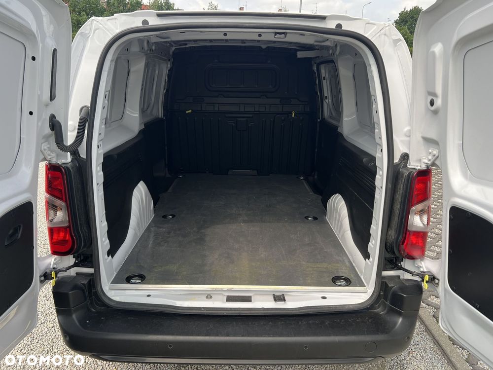 Toyota PROACE CITY - 13