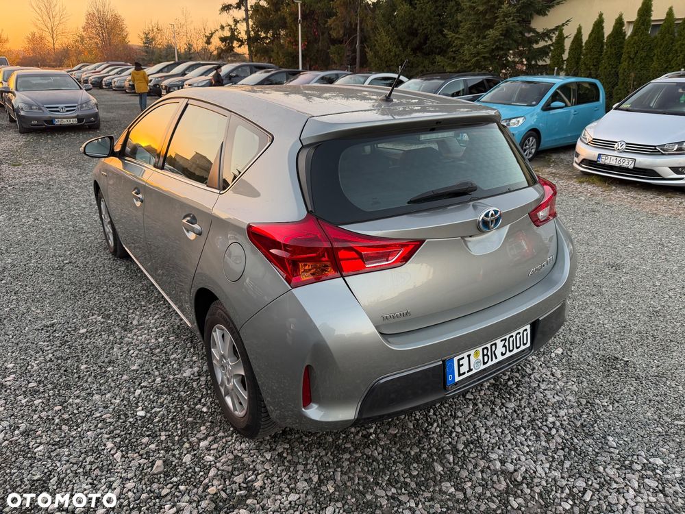Toyota Auris 1.8 HSD Luna - 5