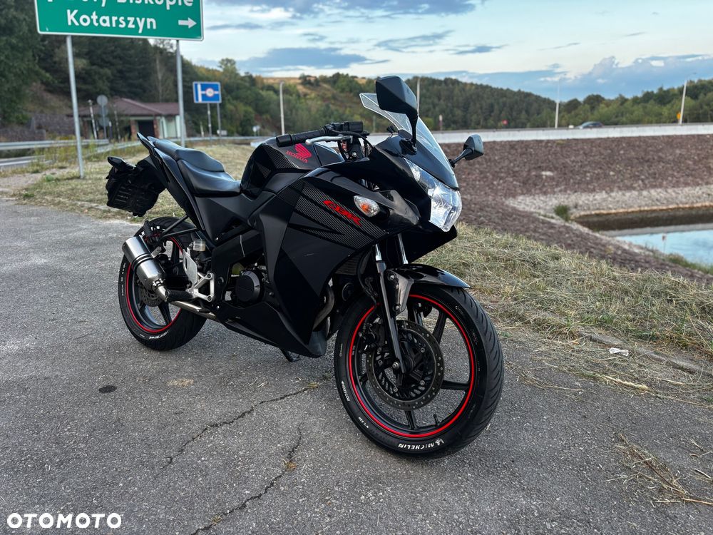 Honda CBR - 3