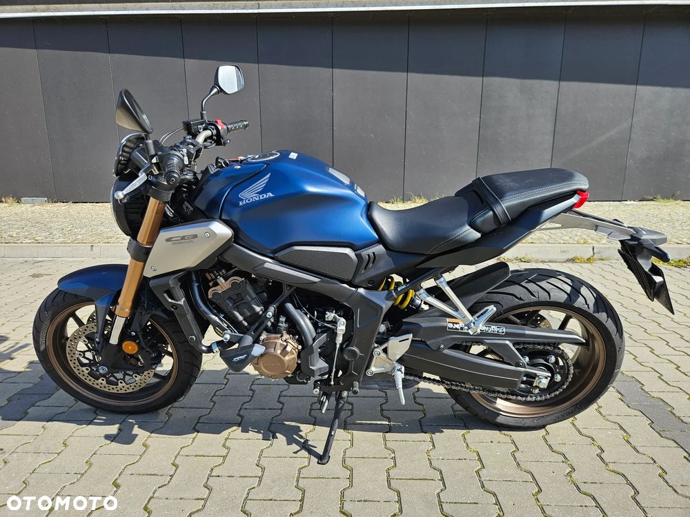 Honda CB - 2