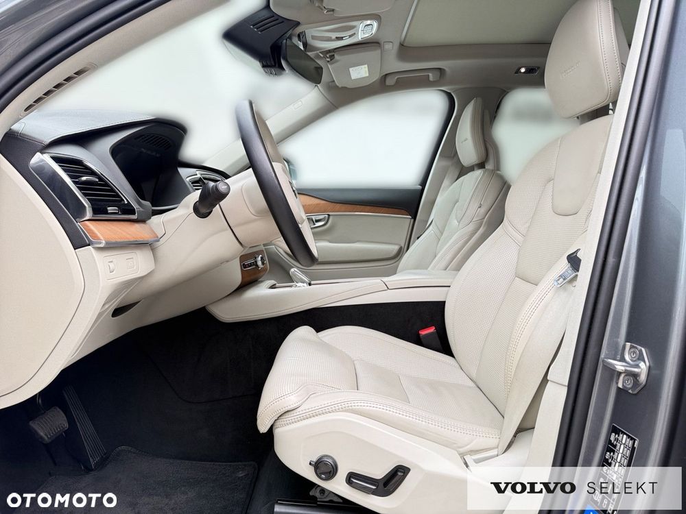 Volvo XC 90 - 12