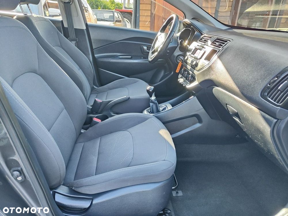Kia Rio 1.2 Attract - 13